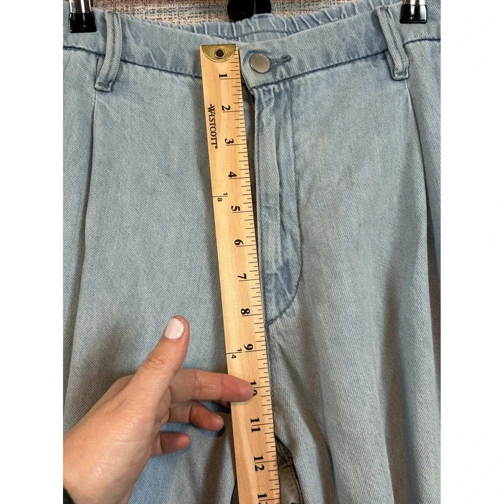 Uniqlo Pleated Wide Leg Jean Light Wash Blue Cotton Lyocell XL 32-33 Summer Jean